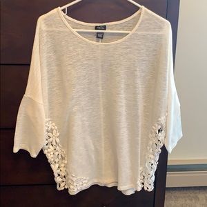 White Flowy top